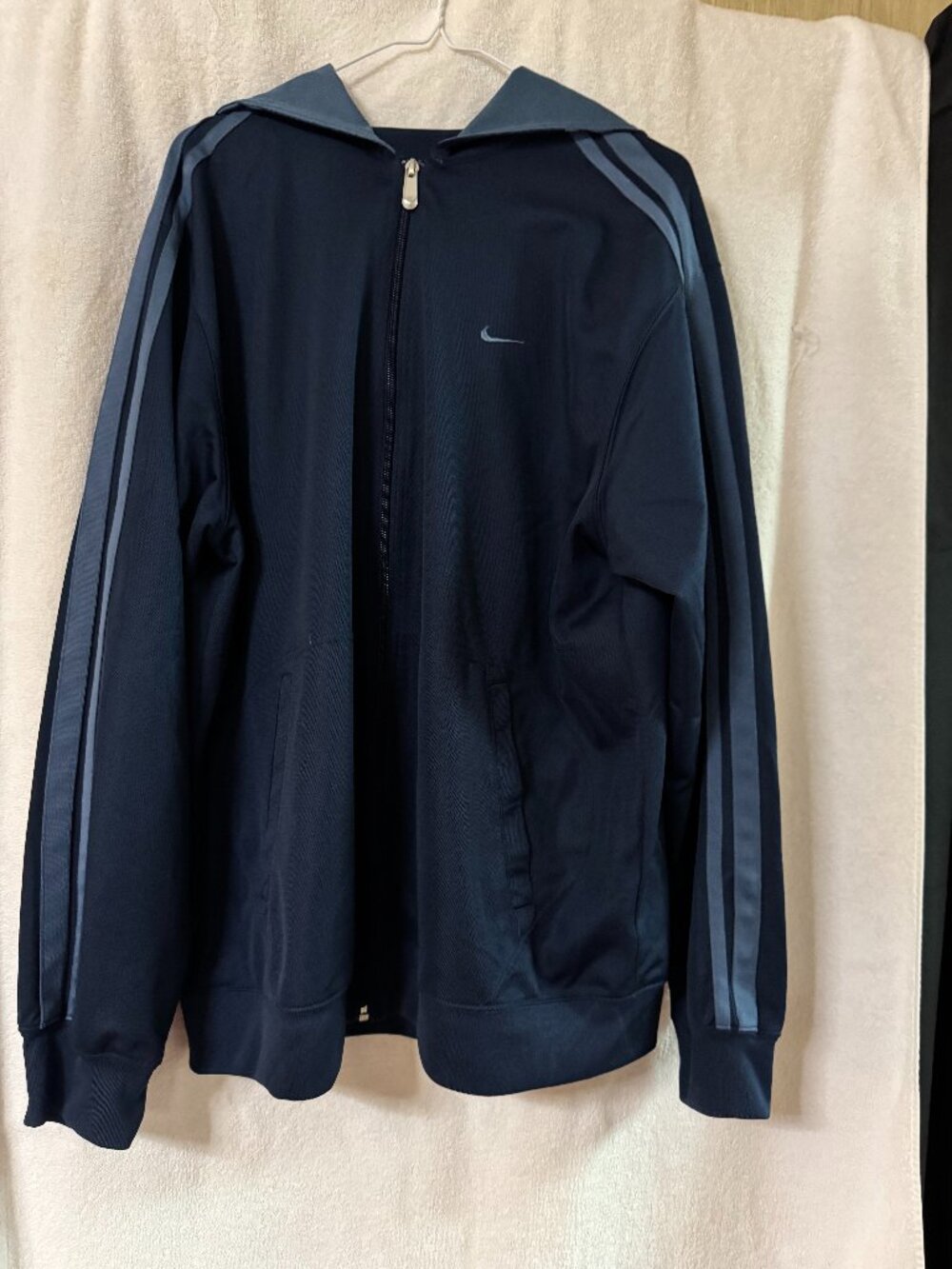 Nike Wind Jacket w/Hood
